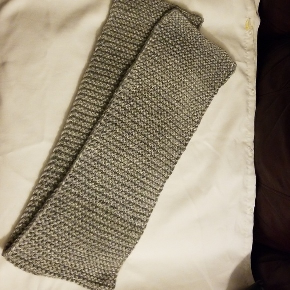 New handmade scarf 🧣🧤🧦 - Picture 3 of 8